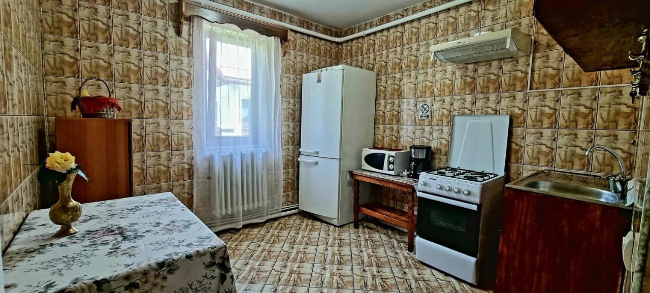 Pensiunea Miraj Polovragi Kültér fotó